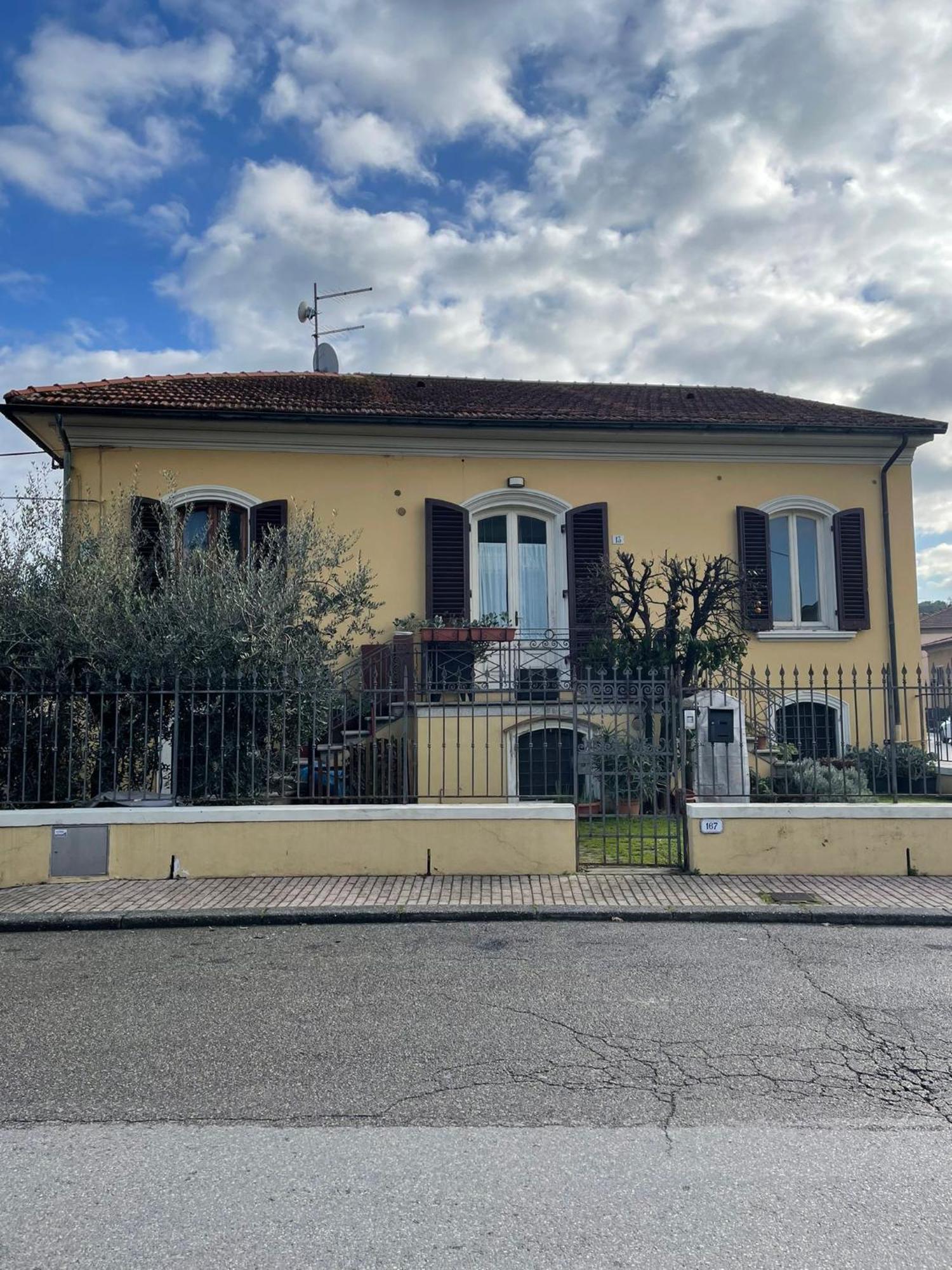 Appartamento In The Heart Of Tuscany Monsummano Terme Exterior photo